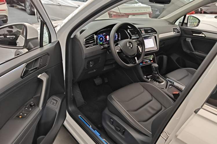 Used Volkswagen Tiguan L New Energy 2020 430 PHEV Plug-in Hybrid Flagship Edition Driver Seat