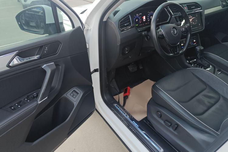 Used Volkswagen Tiguan L New Energy 2020 430 PHEV Plug-in Hybrid Flagship Edition Driver Seat