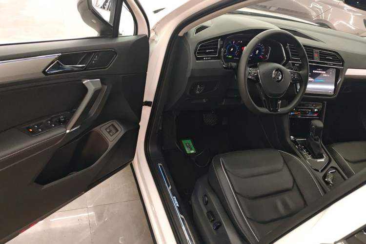 Used Volkswagen Tiguan L New Energy 2020 430 PHEV Plug-in Hybrid Flagship Edition Driver Seat