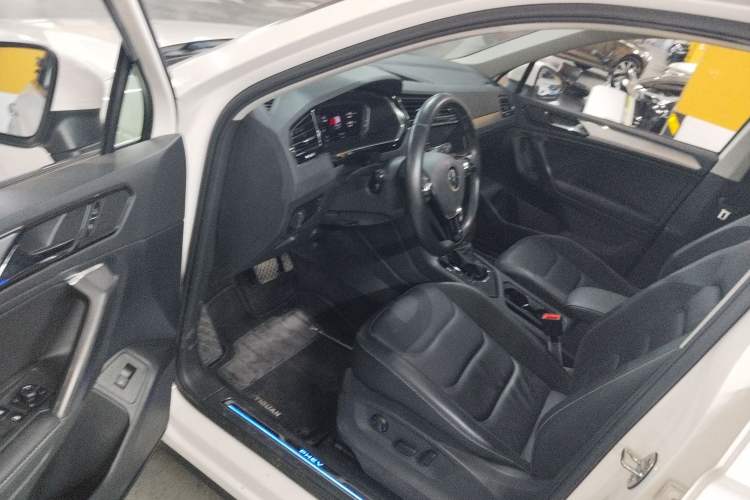 Used Volkswagen Tiguan L New Energy 2020 430 PHEV Plug-in Hybrid Prestige Edition Driver Seat