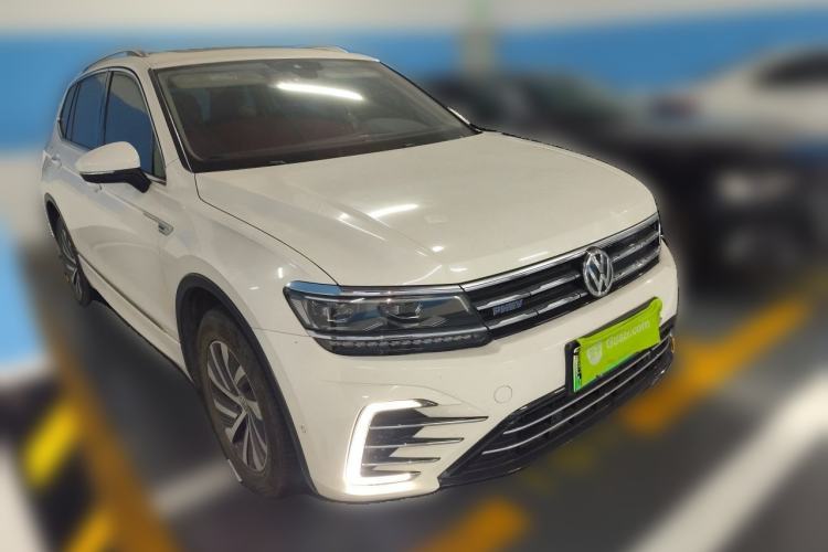 Used Volkswagen Tiguan L New Energy 2020 430 PHEV Plug-in Hybrid Flagship Edition Front Right 45 Deg