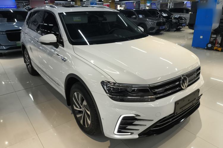 Used Volkswagen Tiguan L New Energy 2020 430 PHEV Plug-in Hybrid Flagship Edition Front Right 45 Deg