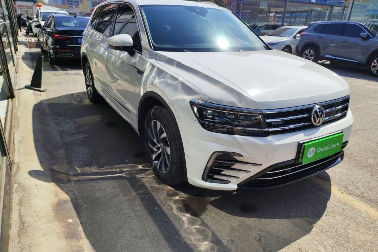 Used Volkswagen Tiguan L New Energy 2020 430 PHEV Plug-in Hybrid Flagship Edition Front Right 45 Deg