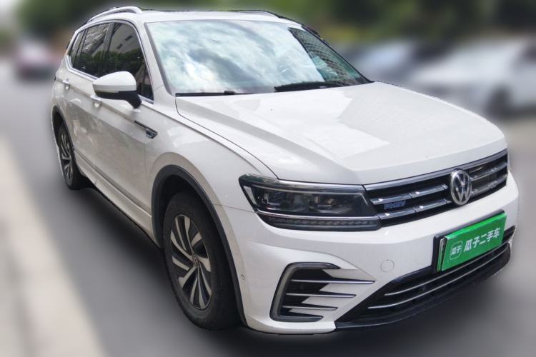 Used Volkswagen Tiguan L New Energy 2020 430 PHEV Plug-in Hybrid Flagship Edition Front Right 45 Deg