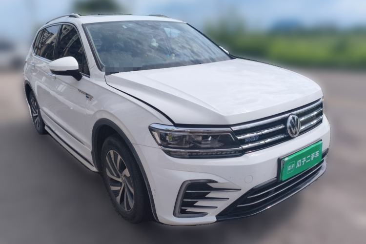 Used Volkswagen Tiguan L New Energy 2020 430 PHEV Plug-in Hybrid Flagship Edition Front Right 45 Deg