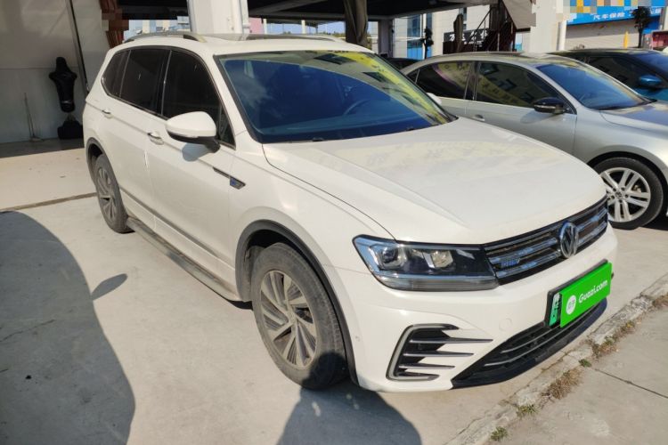 Used Volkswagen Tiguan L New Energy 2020 430 PHEV Plug-in Hybrid Prestige Edition Front Right 45 Deg