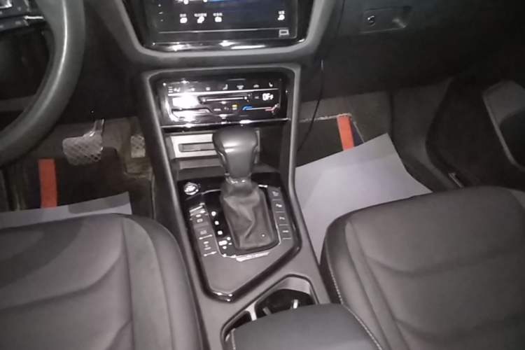 Used Volkswagen Tiguan L New Energy 2020 430 PHEV Plug-in Hybrid Prestige Edition Gear Lever