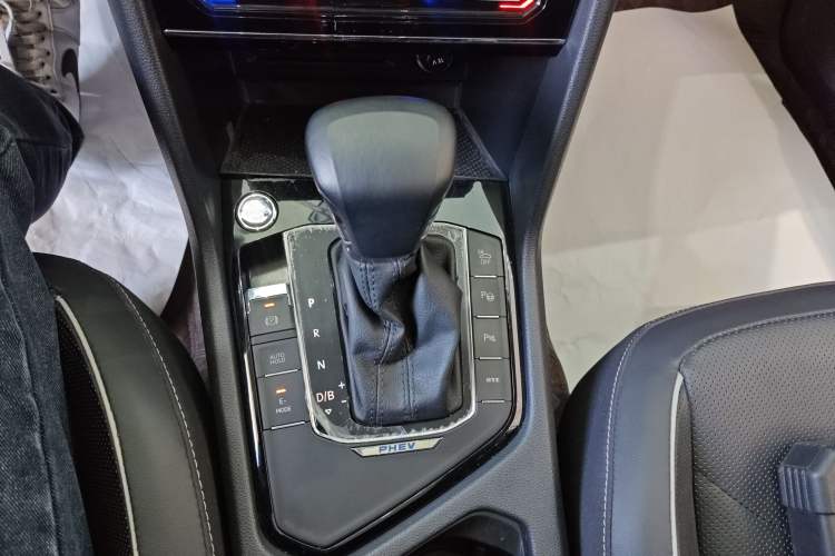Used Volkswagen Tiguan L New Energy 2020 430 PHEV Plug-in Hybrid Flagship Edition Gear Lever
