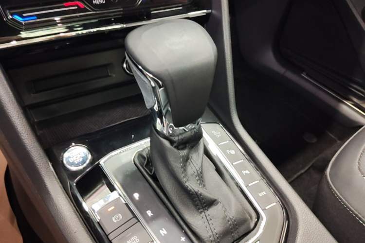 Used Volkswagen Tiguan L New Energy 2020 430 PHEV Plug-in Hybrid Flagship Edition Gear Lever
