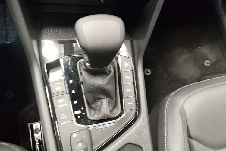 Used Volkswagen Tiguan L New Energy 2020 430 PHEV Plug-in Hybrid Prestige Edition Gear Lever