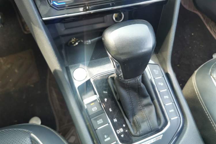 Used Volkswagen Tiguan L New Energy 2020 430 PHEV Plug-in Hybrid Flagship Edition Gear Lever