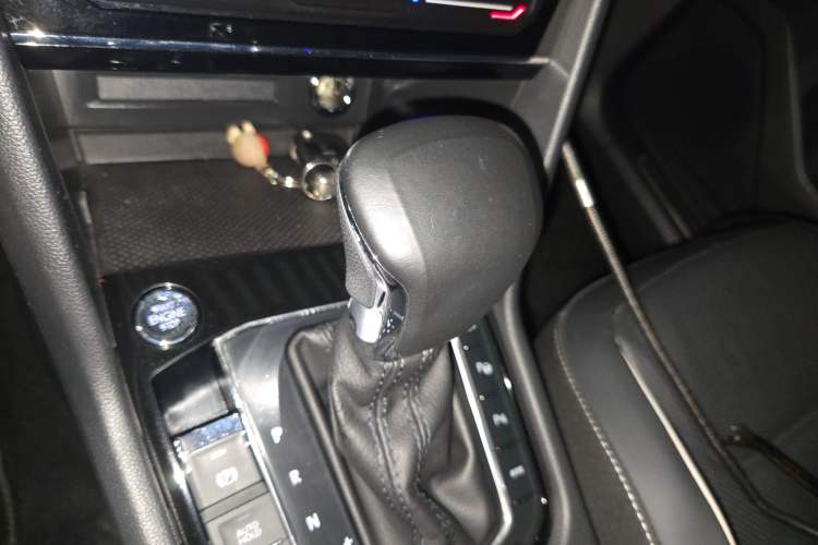 Used Volkswagen Tiguan L New Energy 2020 430 PHEV Plug-in Hybrid Flagship Edition Gear Lever