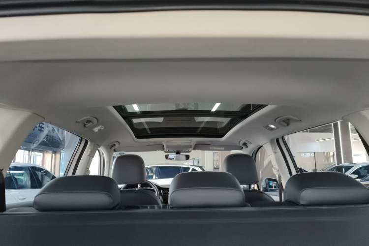 Used Volkswagen Tiguan L New Energy 2020 430 PHEV Plug-in Hybrid Prestige Edition Headliner