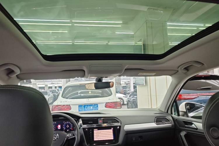Used Volkswagen Tiguan L New Energy 2020 430 PHEV Plug-in Hybrid Prestige Edition Headliner