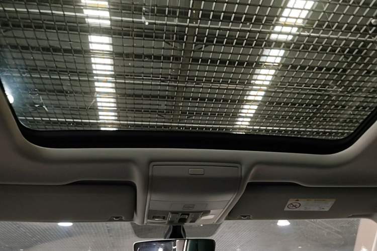 Used Volkswagen Tiguan L New Energy 2020 430 PHEV Plug-in Hybrid Prestige Edition Headliner