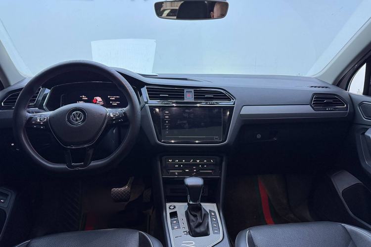 Used Volkswagen Tiguan L New Energy 2020 430 PHEV Plug-in Hybrid Flagship Edition Interior 1
