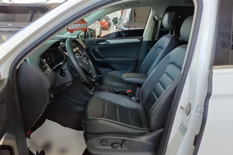 Used Volkswagen Tiguan L New Energy 2020 430 PHEV Plug-in Hybrid Flagship Edition Interior 3