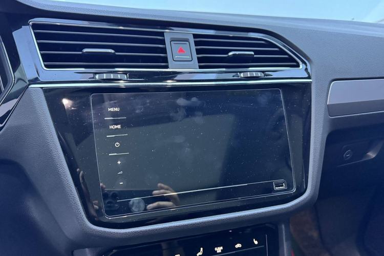 Used Volkswagen Tiguan L New Energy 2020 430 PHEV Plug-in Hybrid Flagship Edition Interior 4