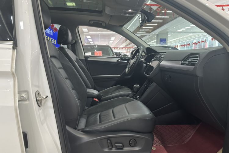 Used Volkswagen Tiguan L New Energy 2020 430 PHEV Plug-in Hybrid Prestige Edition Interior 7