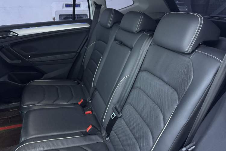 Used Volkswagen Tiguan L New Energy 2020 430 PHEV Plug-in Hybrid Flagship Edition Interior 7