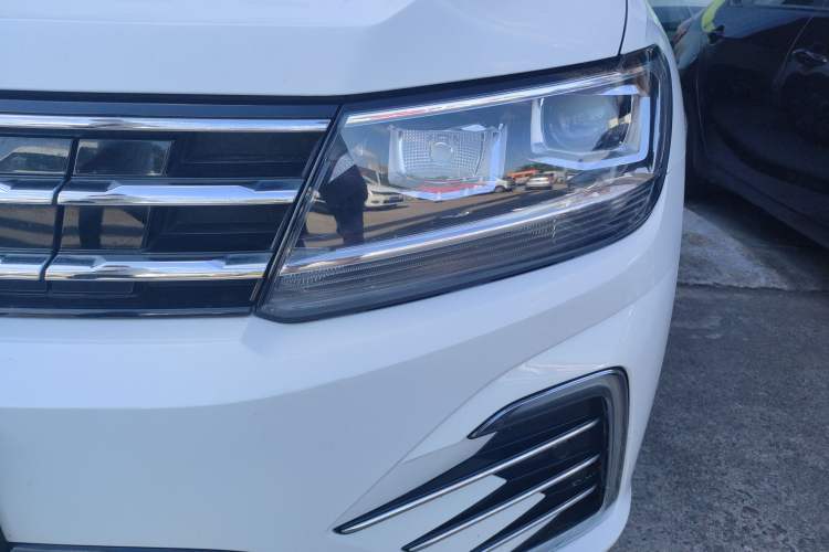 Used Volkswagen Tiguan L New Energy 2020 430 PHEV Plug-in Hybrid Prestige Edition Left Front Headlight