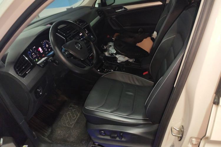Used Volkswagen Tiguan L New Energy 2020 430 PHEV Plug-in Hybrid Flagship Edition Left Front Seat