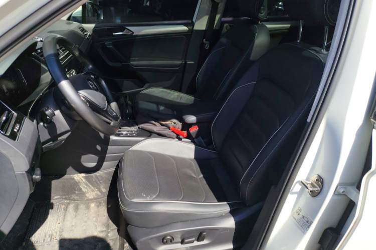 Used Volkswagen Tiguan L New Energy 2020 430 PHEV Plug-in Hybrid Flagship Edition Left Front Seat