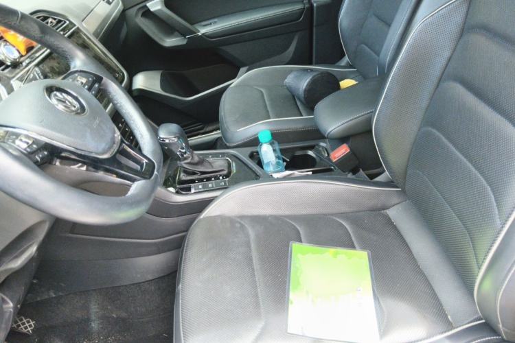 Used Volkswagen Tiguan L New Energy 2020 430 PHEV Plug-in Hybrid Flagship Edition Left Front Seat