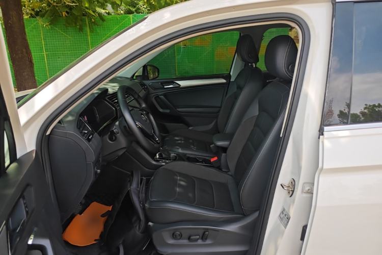 Used Volkswagen Tiguan L New Energy 2020 430 PHEV Plug-in Hybrid Prestige Edition Left Front Seat