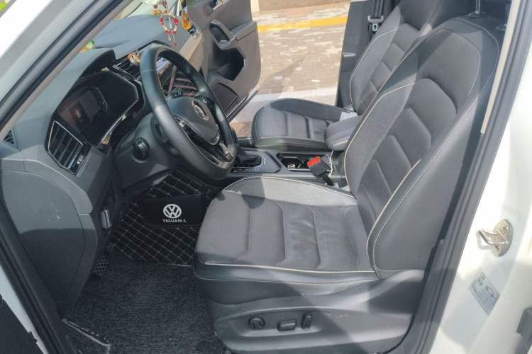 Used Volkswagen Tiguan L New Energy 2020 430 PHEV Plug-in Hybrid Flagship Edition Left Front Seat