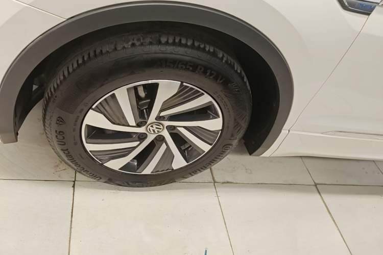 Used Volkswagen Tiguan L New Energy 2020 430 PHEV Plug-in Hybrid Flagship Edition Left Front Wheel Hub