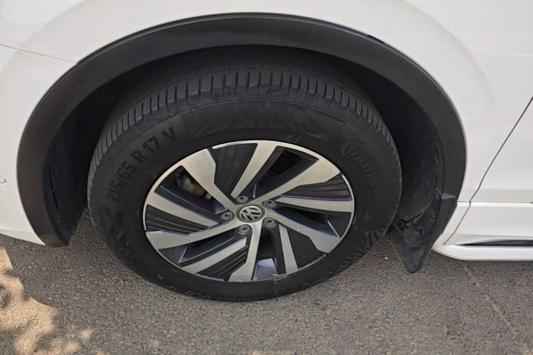 Used Volkswagen Tiguan L New Energy 2020 430 PHEV Plug-in Hybrid Prestige Edition Left Front Wheel Hub