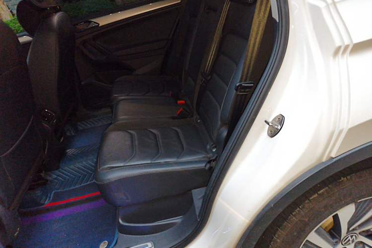 Used Volkswagen Tiguan L New Energy 2020 430 PHEV Plug-in Hybrid Prestige Edition Left Rear Seat