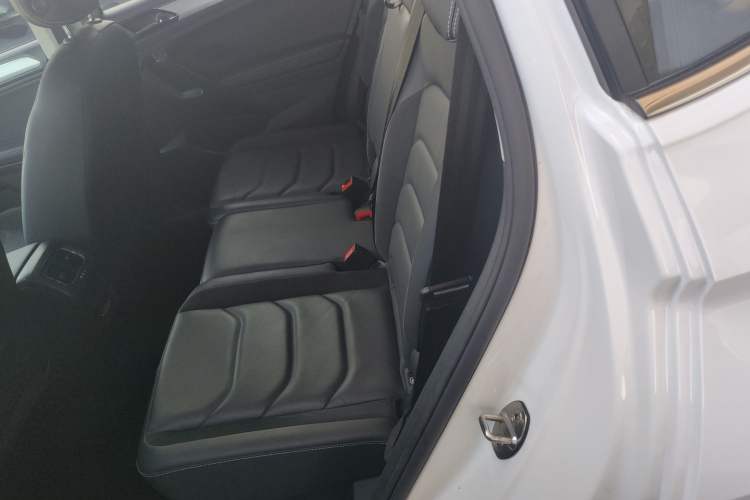 Used Volkswagen Tiguan L New Energy 2020 430 PHEV Plug-in Hybrid Prestige Edition Left Rear Seat