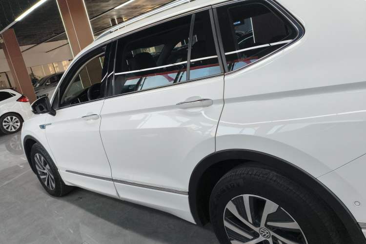 Used Volkswagen Tiguan L New Energy 2020 430 PHEV Plug-in Hybrid Prestige Edition Left Side