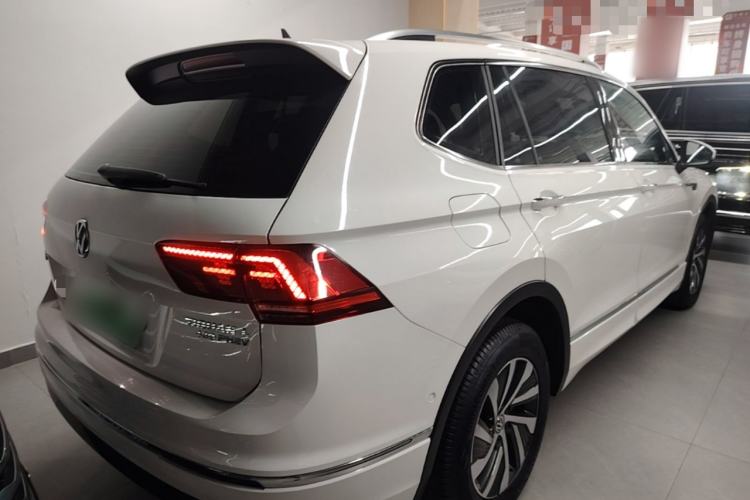 Used Volkswagen Tiguan L New Energy 2020 430 PHEV Plug-in Hybrid Flagship Edition Rear Right 45 Deg