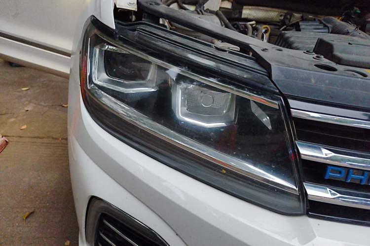 Used Volkswagen Tiguan L New Energy 2020 430 PHEV Plug-in Hybrid Prestige Edition Right Front Headlight