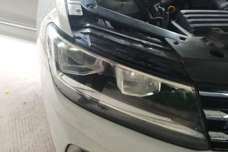 Used Volkswagen Tiguan L New Energy 2020 430 PHEV Plug-in Hybrid Flagship Edition Right Front Headlight