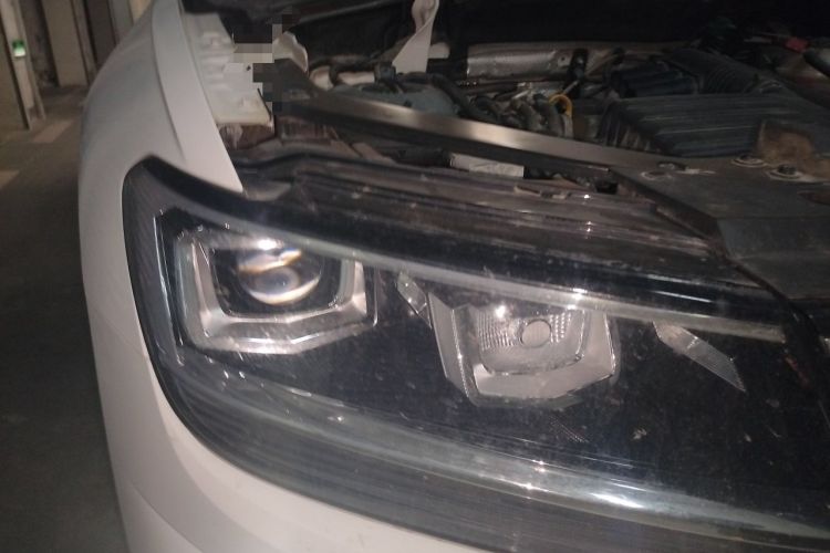 Used Volkswagen Tiguan L New Energy 2020 430 PHEV Plug-in Hybrid Prestige Edition Right Front Headlight