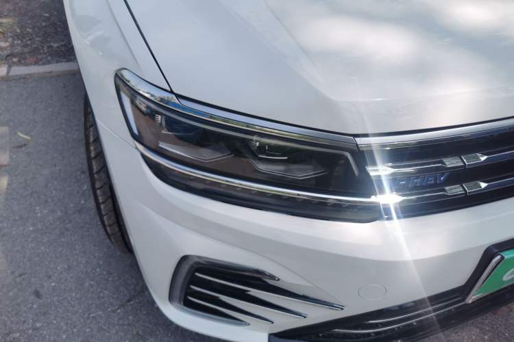Used Volkswagen Tiguan L New Energy 2020 430 PHEV Plug-in Hybrid Flagship Edition Right Front Headlight