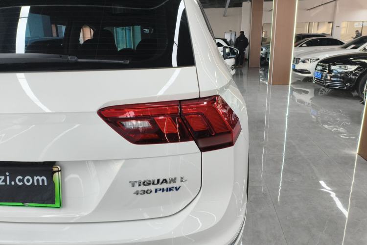 Used Volkswagen Tiguan L New Energy 2020 430 PHEV Plug-in Hybrid Prestige Edition Right Rear Taillight