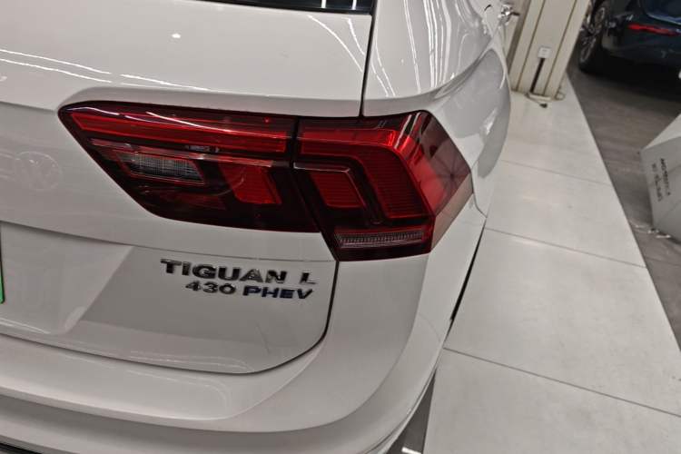 Used Volkswagen Tiguan L New Energy 2020 430 PHEV Plug-in Hybrid Prestige Edition Right Rear Taillight