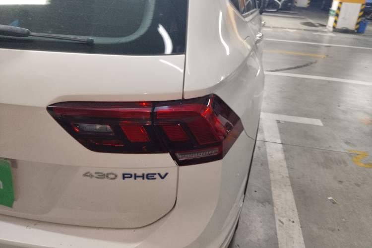Used Volkswagen Tiguan L New Energy 2020 430 PHEV Plug-in Hybrid Prestige Edition Right Rear Taillight