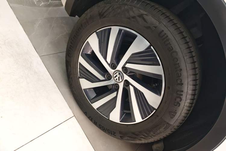 Used Volkswagen Tiguan L New Energy 2020 430 PHEV Plug-in Hybrid Prestige Edition Right Rear Wheel Hub