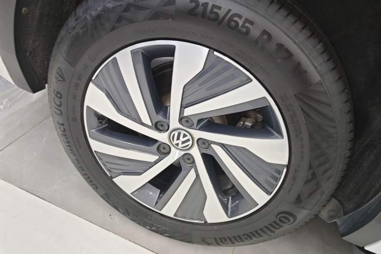 Used Volkswagen Tiguan L New Energy 2020 430 PHEV Plug-in Hybrid Prestige Edition Right Rear Wheel Hub