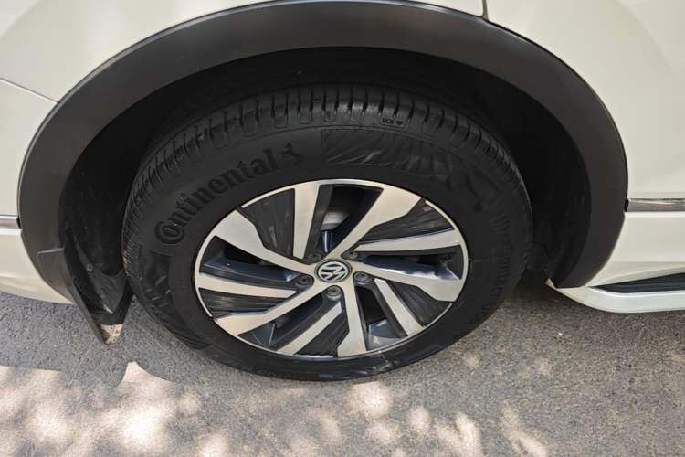 Used Volkswagen Tiguan L New Energy 2020 430 PHEV Plug-in Hybrid Prestige Edition Right Rear Wheel Hub