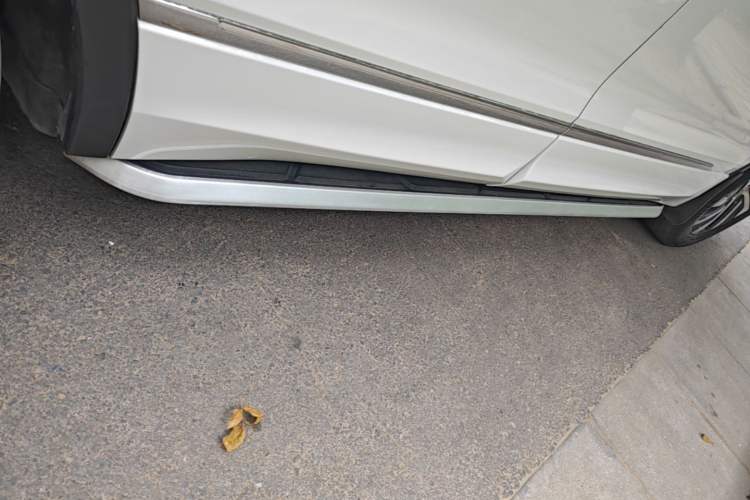 Used Volkswagen Tiguan L New Energy 2020 430 PHEV Plug-in Hybrid Prestige Edition Right Side Sill