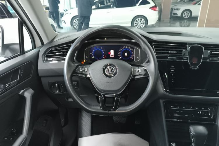 Used Volkswagen Tiguan L New Energy 2020 430 PHEV Plug-in Hybrid Prestige Edition Steering Wheel