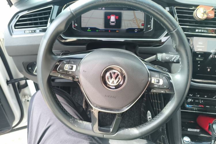 Used Volkswagen Tiguan L New Energy 2020 430 PHEV Plug-in Hybrid Flagship Edition Steering Wheel