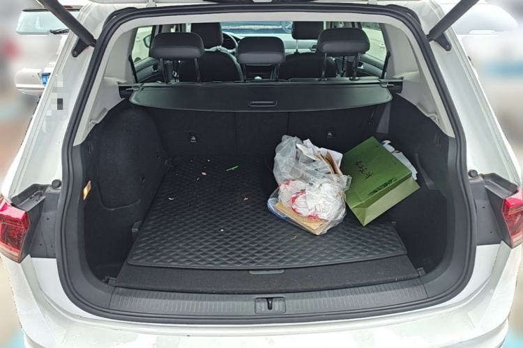 Used Volkswagen Tiguan L New Energy 2020 430 PHEV Plug-in Hybrid Flagship Edition Trunk